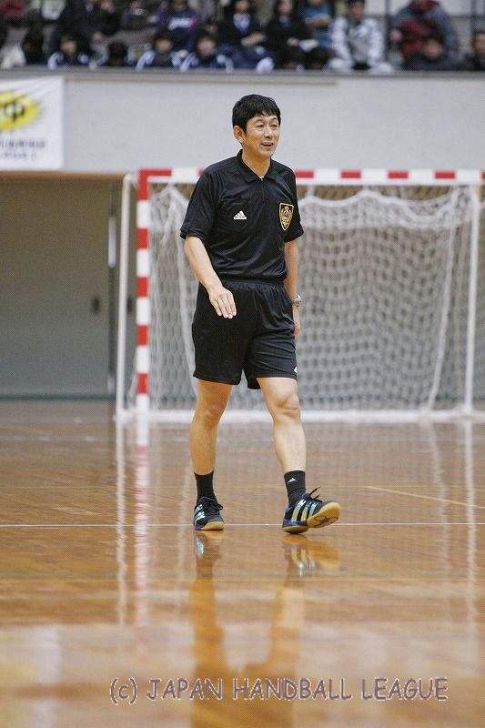Referee Junpei Nagasawa