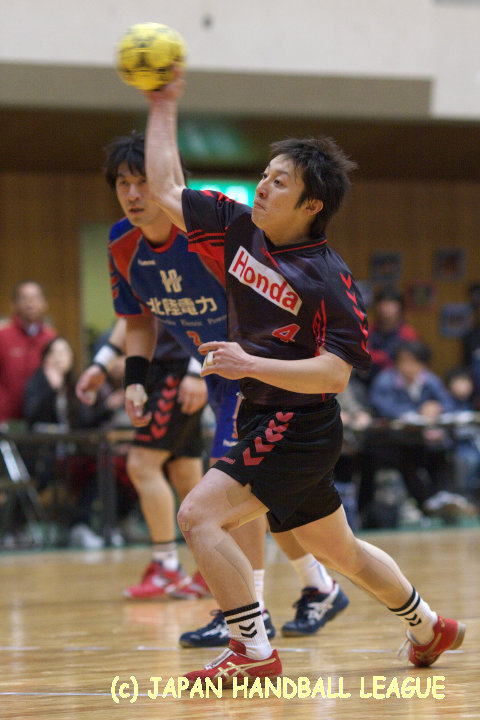  No.4 Yoshifumi Yanagimoto