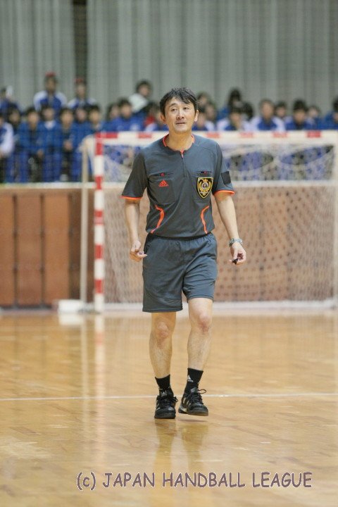 Referee Yutaka Nakadate