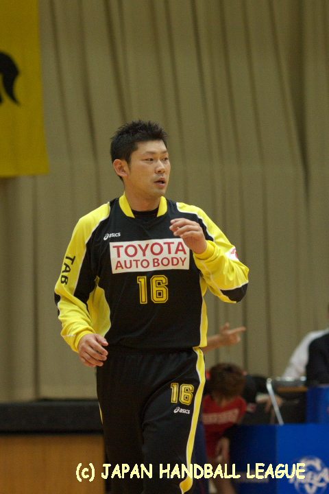  No.16 Toshihiro Tsubone